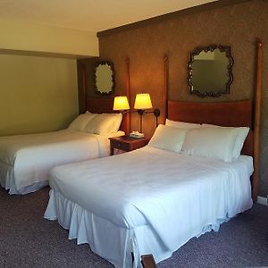 Deluxe Double Bed Room